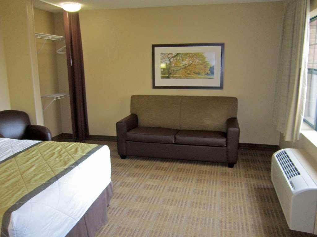 Extended Stay America Suites - Detroit - Southfield - I-696 Фармингтън Хилс Стая снимка